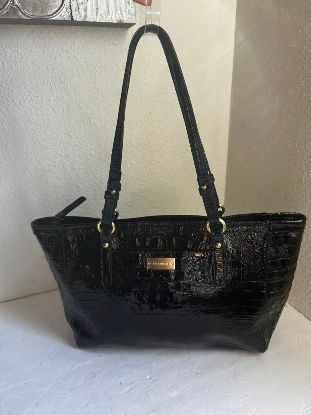 $325 BRAHMIN BLACK CROC EMBOSSED MELBOURNE SHOULDER BAG BLACK